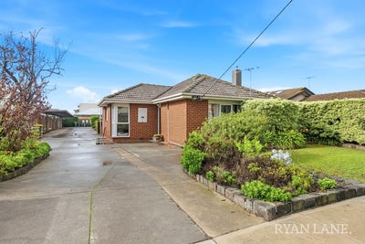 /international/au/3-62-grieve-parade-altona-vic-151345568/