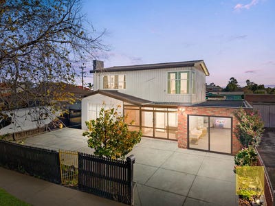 /international/au/3-little-street-deer-park-vic-151436980/