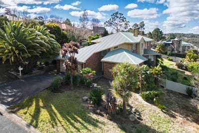 /international/au/51-chestnut-avenue-armidale-nsw-148486084/