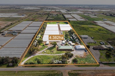 /international/au/206-thompson-road-buckland-park-sa-700408060/