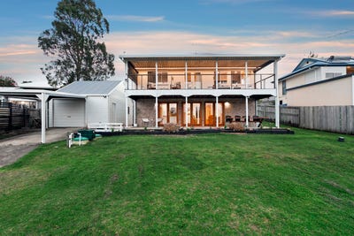 /international/au/51-kingfisher-drive-river-heads-qld-152371936/
