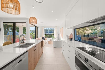 /international/au/14-kallay-street-miami-qld-148543108/?lang=fr
