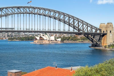 /international/au/14-10-east-crescent-street-mcmahons-point-nsw-151119572/