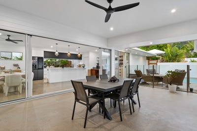 /international/au/56-flagship-drive-trinity-beach-qld-151480920/