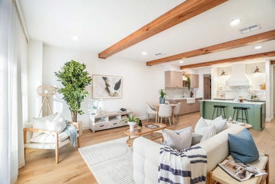 /international/au/107-swan-street-morpeth-nsw-148557940/