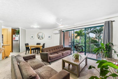 /international/au/8-12-gillian-lane-southport-qld-151297088/