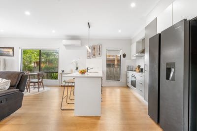/international/au/2-37-tallebudgera-drive-palm-beach-qld-152562268/
