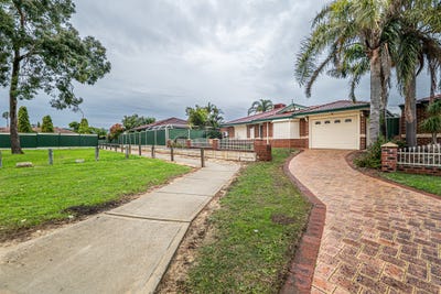 /international/au/9-9-berry-court-maddington-wa-148478836/