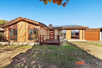 /international/au/87-ellerston-avenue-isabella-plains-act-151645508/