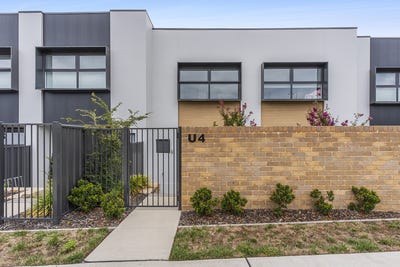 /international/au/4-12-ellison-harvie-close-greenway-act-150566836/