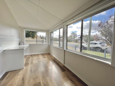 /international/au/7-vera-street-gilgandra-nsw-148505776/?lang=fr