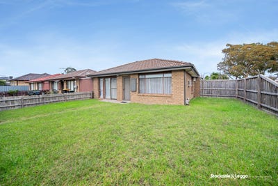 /international/au/1-9-11-dalgety-street-dandenong-vic-151316348/