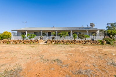 /international/au/246-church-gully-road-coondle-wa-150968240/
