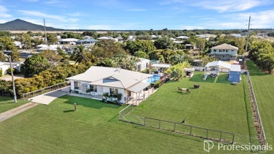 /international/au/18-lascelles-street-bowen-qld-151261392/