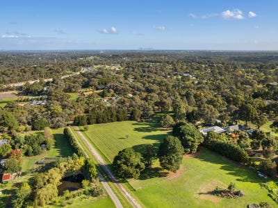 /international/au/78-worns-lane-yarrambat-vic-204490232/