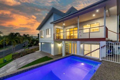 /international/au/63-country-road-cannonvale-qld-151261820/