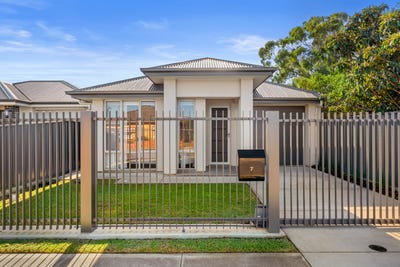 /international/au/7-weroona-avenue-park-holme-sa-151561316/