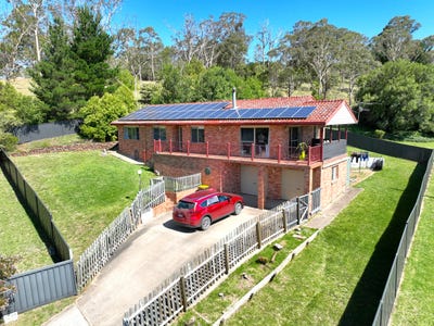 /international/au/323-bourke-street-glen-innes-nsw-149804448/