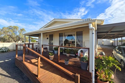 /international/au/15-mckenzie-street-cowell-sa-148653864/