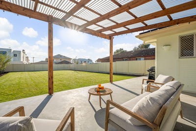 /international/au/65-nedland-crescent-port-noarlunga-south-sa-152414284/