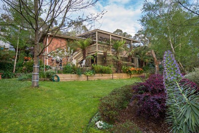 /international/au/57-morris-road-upwey-vic-152548644/