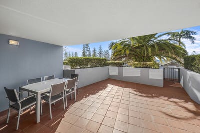 /international/au/103-5-clarence-street-port-macquarie-nsw-148374404/