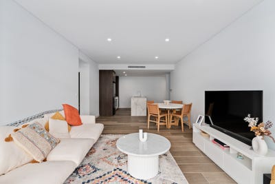 /international/au/217-125a-jerralong-drive-schofields-nsw-152054140/