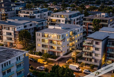 /international/au/11-66-68-essington-street-wentworthville-nsw-151095688/