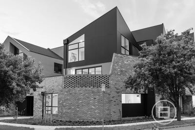 /international/au/18-talbot-road-strathmore-vic-150944756/