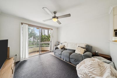 /international/au/21-1899-1901-gold-coast-highway-burleigh-heads-qld-148470108/?lang=fr