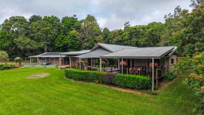 /international/au/11-andrews-road-barrine-qld-151040884/