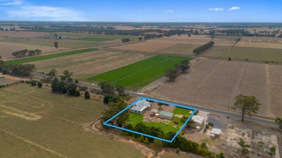 /international/au/555-hooper-road-tatura-vic-150194216/