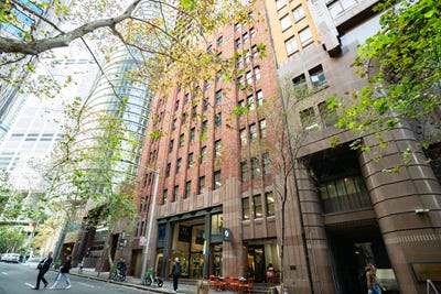 /international/au/suites-64-65-level-2-lot-64-level-2-12-o-connell-street-sydney-nsw-505152488/