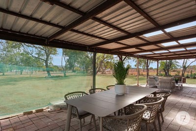 /international/au/17-stieler-drive-plainland-qld-151986752/