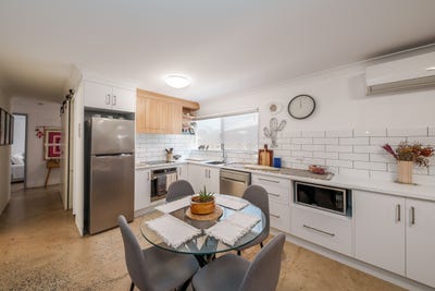/international/au/1-36-clayton-street-hermit-park-qld-148710600/?lang=fr