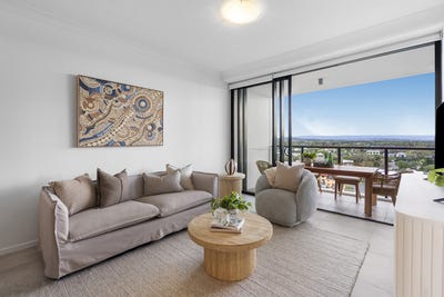 /international/au/1207-372-marine-parade-labrador-qld-150949080/