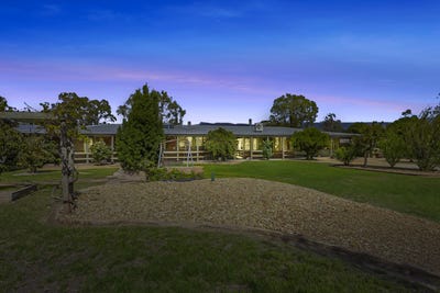 /international/au/2897-ararat-halls-gap-road-pomonal-vic-700401816/