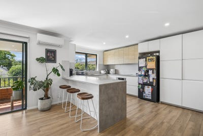 /international/au/4-25-29-loftus-street-campsie-nsw-152394340/