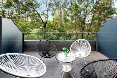 /international/au/116-6-acacia-place-abbotsford-vic-151232968/