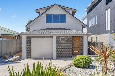 /international/au/43a-twynam-street-jindabyne-nsw-152600468/