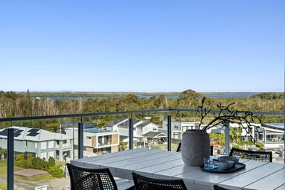 /international/au/2607-18-spitfire-banks-drive-pelican-waters-qld-150539176/