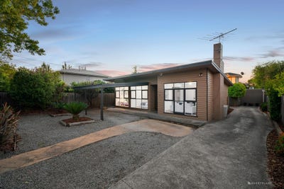 /international/au/1-451-springfield-road-mitcham-vic-150779676/