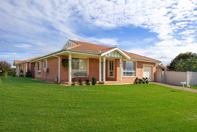 /international/au/1-2-wonkana-road-glenfield-park-nsw-151412236/