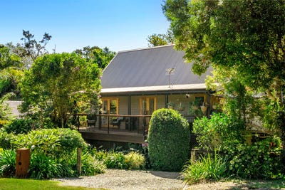 /international/au/11-stradbroke-avenue-tamborine-mountain-qld-151457040/