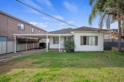/international/au/35-cann-street-bass-hill-nsw-148268616/