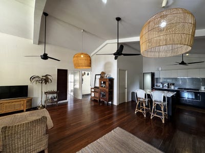/international/au/23-buccaneer-street-south-mission-beach-qld-150873884/