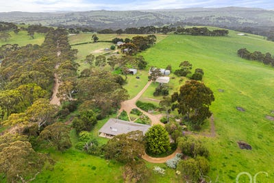 /international/au/259-james-track-inman-valley-sa-700426132/