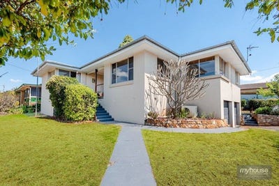 /international/au/15-skehan-street-centenary-heights-qld-151565964/