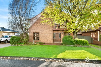/international/au/3-smith-street-mount-gambier-sa-151609876/