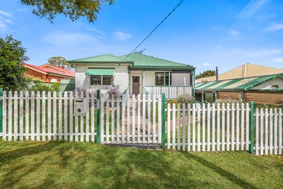 /international/au/115-hill-street-muswellbrook-nsw-152432804/